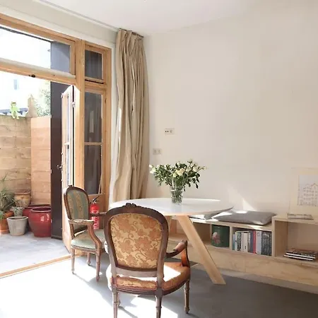 B&B The Little Townhouse *